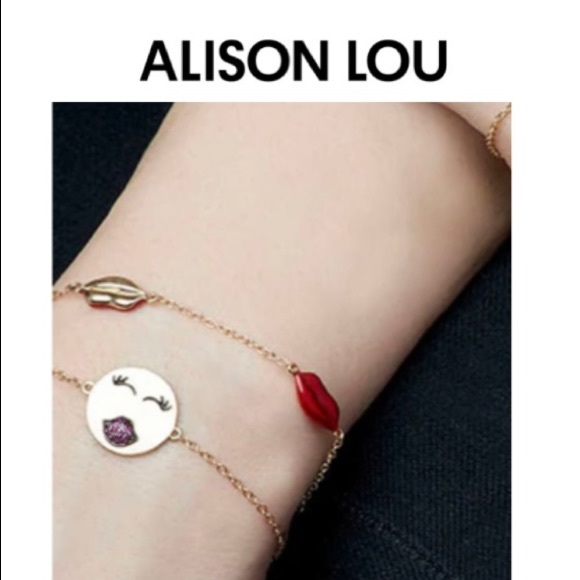 Alison Lou Kiss by the yard Bracelet 👄👄👄👄 - Picture 8 of 10